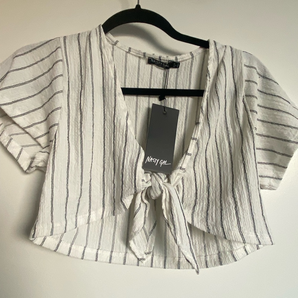 Tie crop top